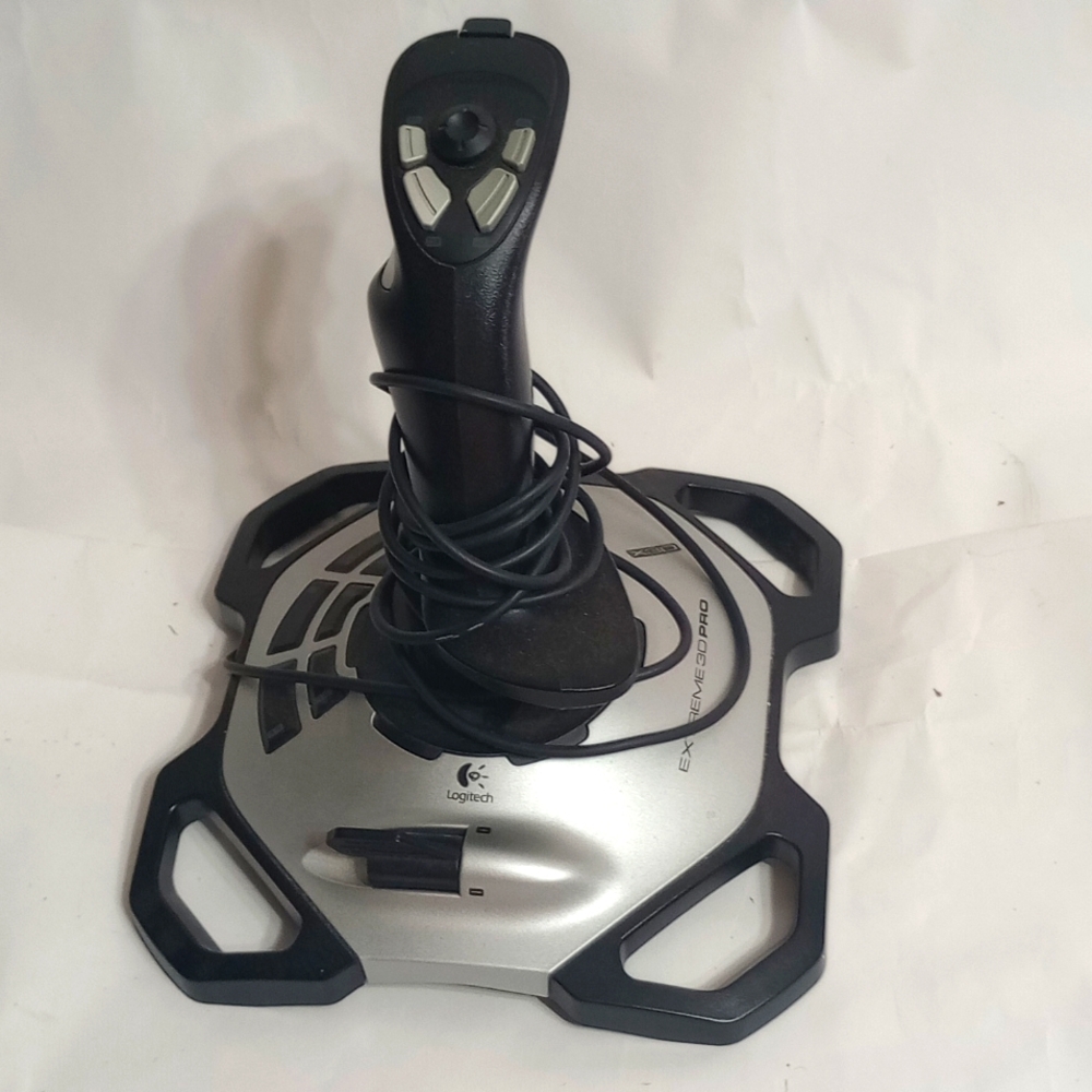 Logitech Extreme 3D Pro joystick